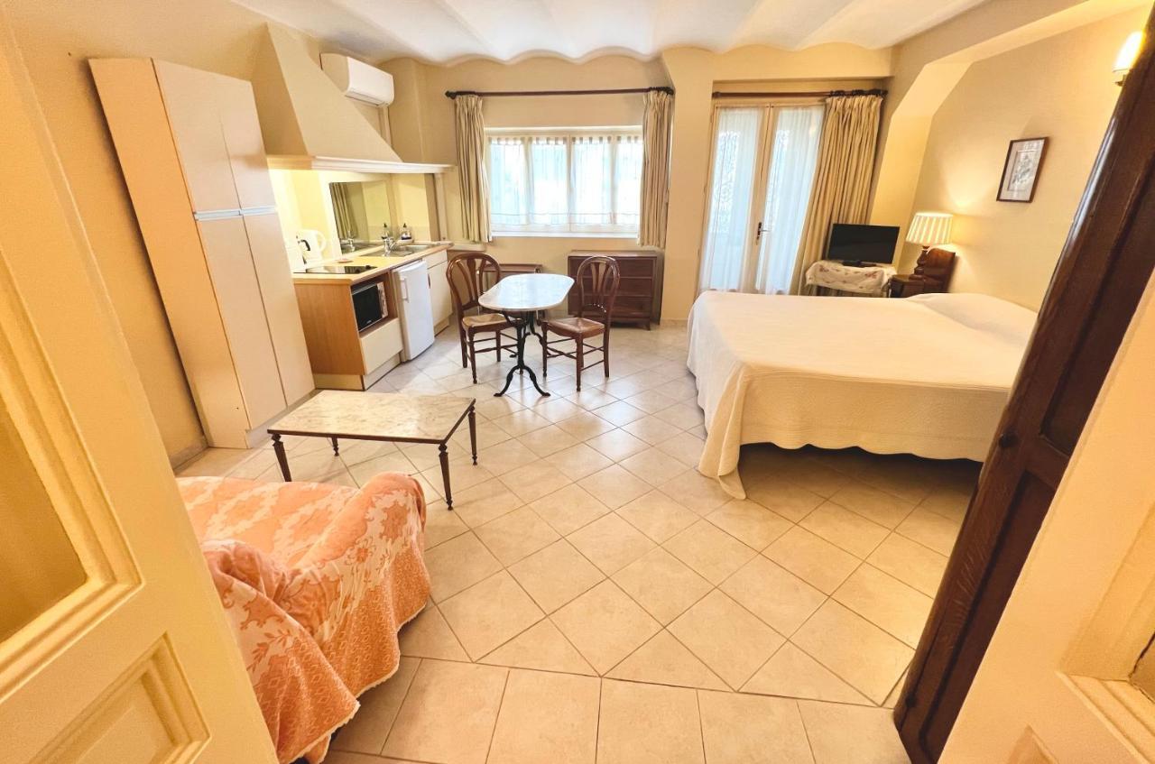 Residence La Villa Leonie Ніцца Екстер'єр фото
